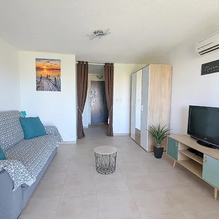 Proche Port Et Avec Wifi Et Climatisation Appartement *
