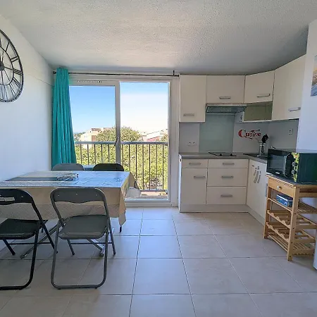 Proche Port Et Avec Wifi Et Climatisation Apartment