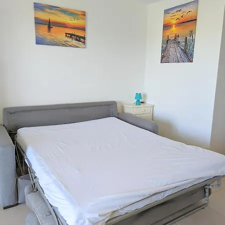 Appartement Proche Port Et Avec Wifi Et Climatisation