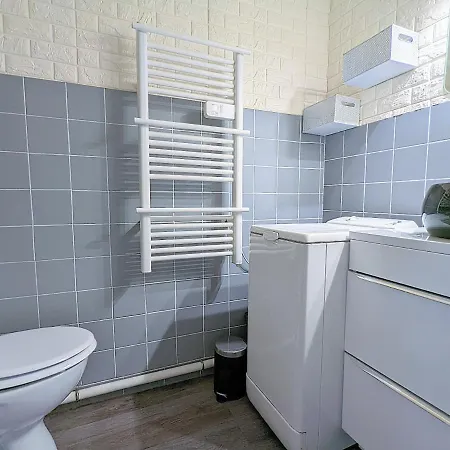 Apartment Proche Port Et Avec Wifi Et Climatisation