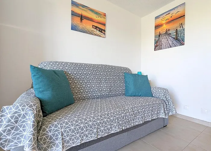 Daire Proche Port Et Avec Wifi Et Climatisation